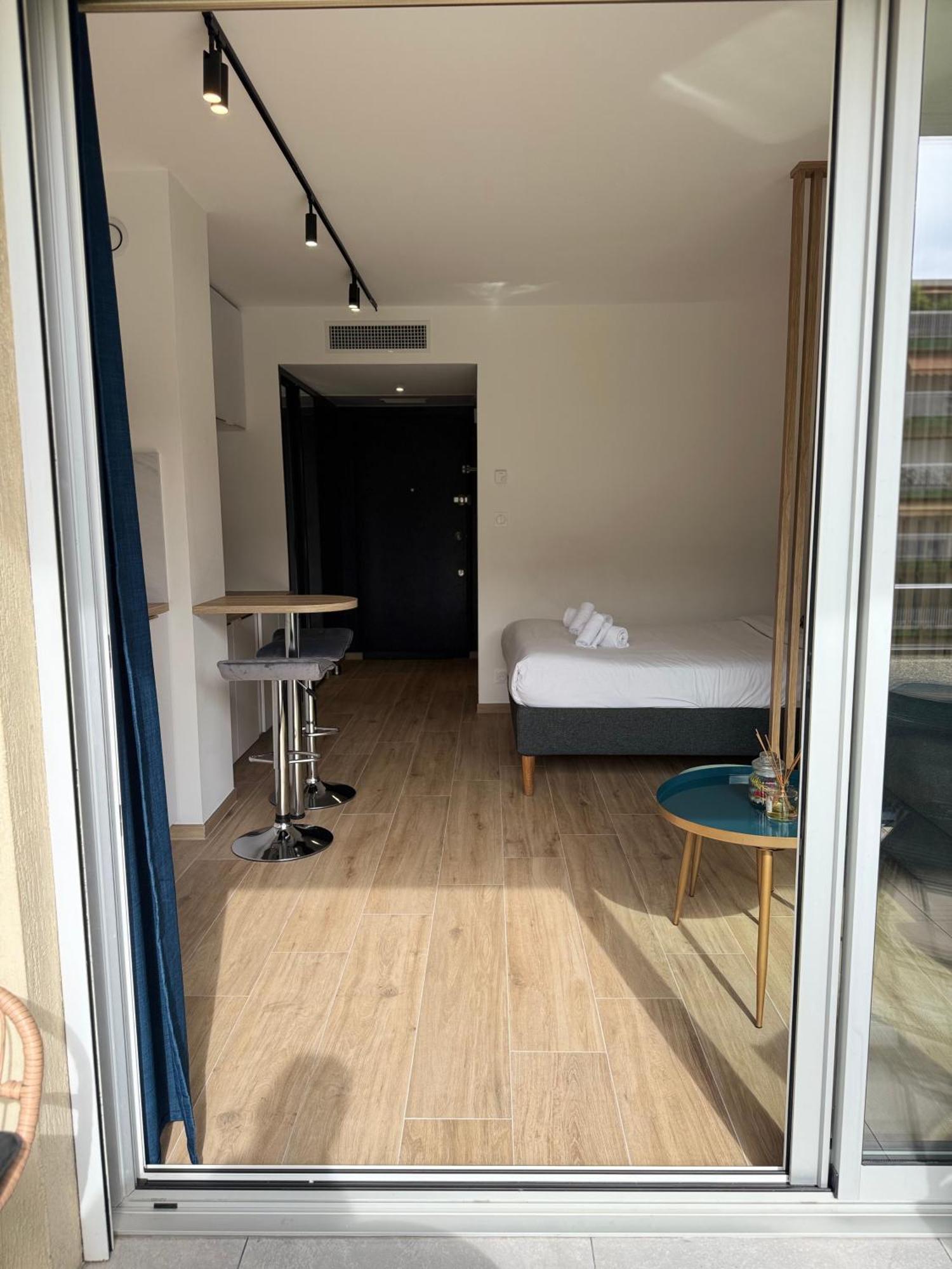 Cosy Appartement, Centre-Ville Cannes, Terrasse, Clim Esterno foto